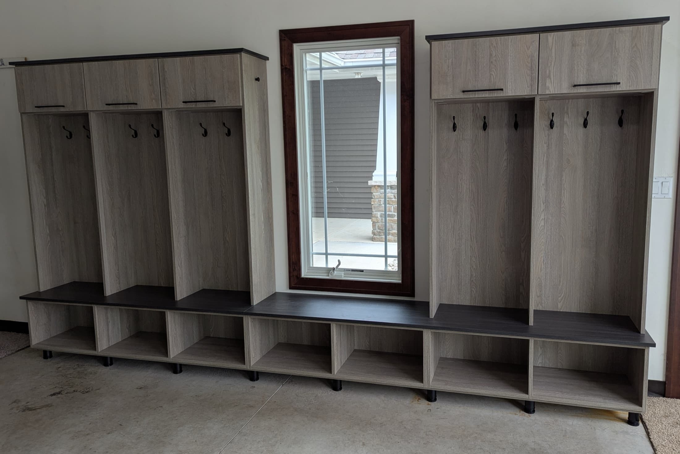 Mudroom Portfolio: mudroom storage