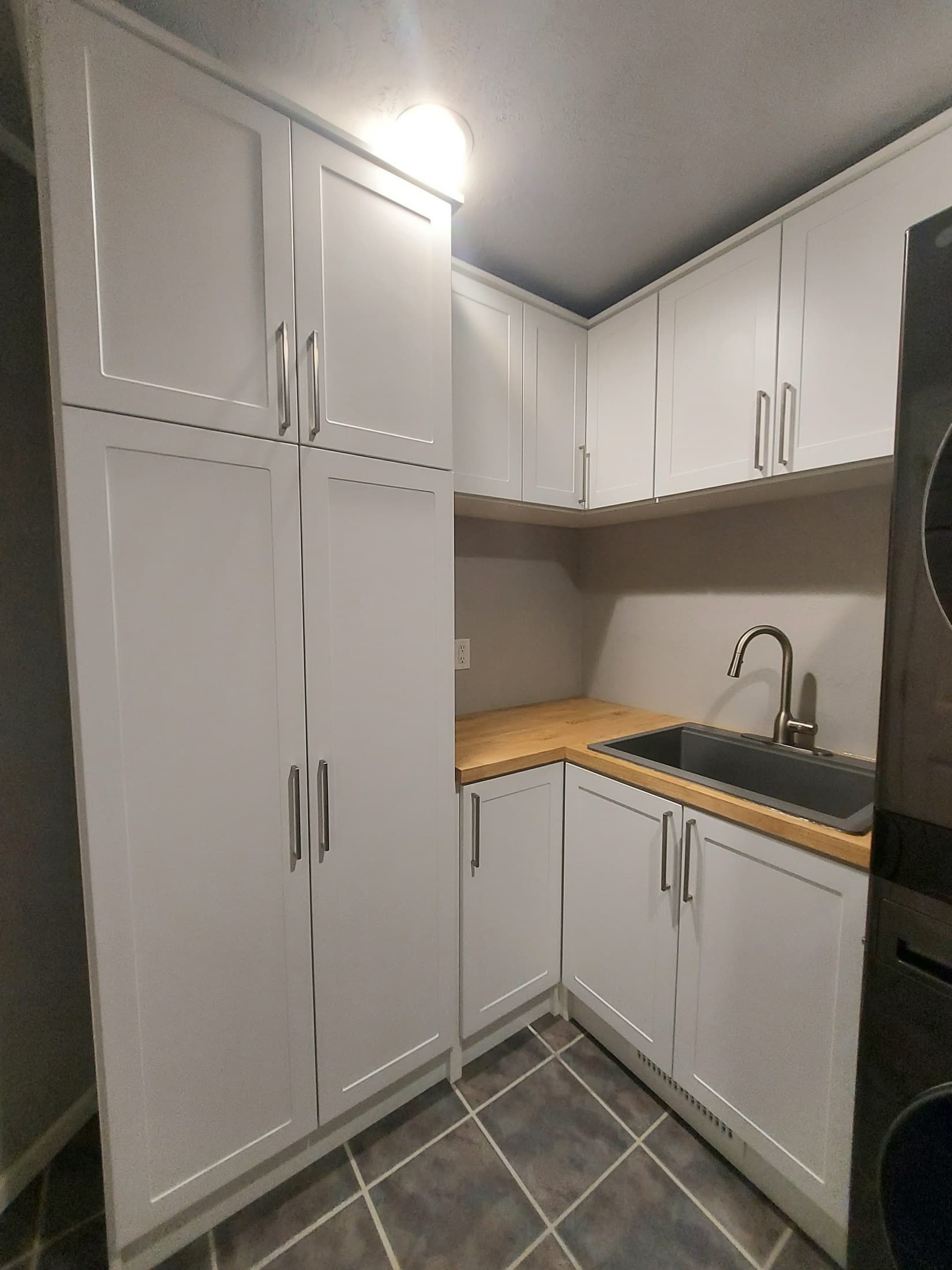 Laundry Room Portfolio: 1000006887