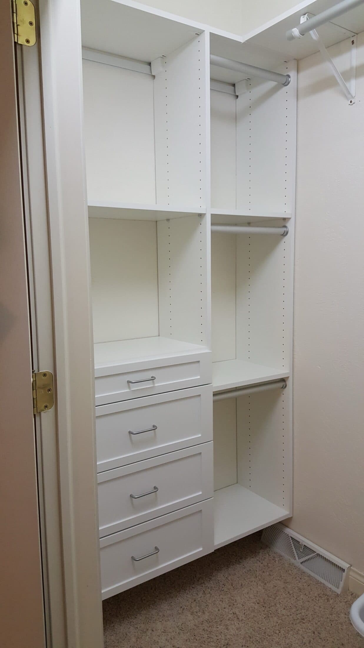 Walk-In Closet Portfolio: White Shaker Drawer Closet