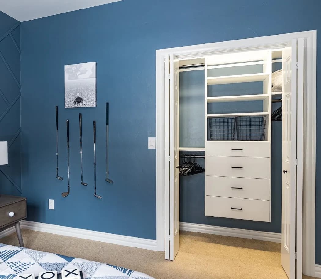Blue Bedroom Reach-In with Drawer Tower