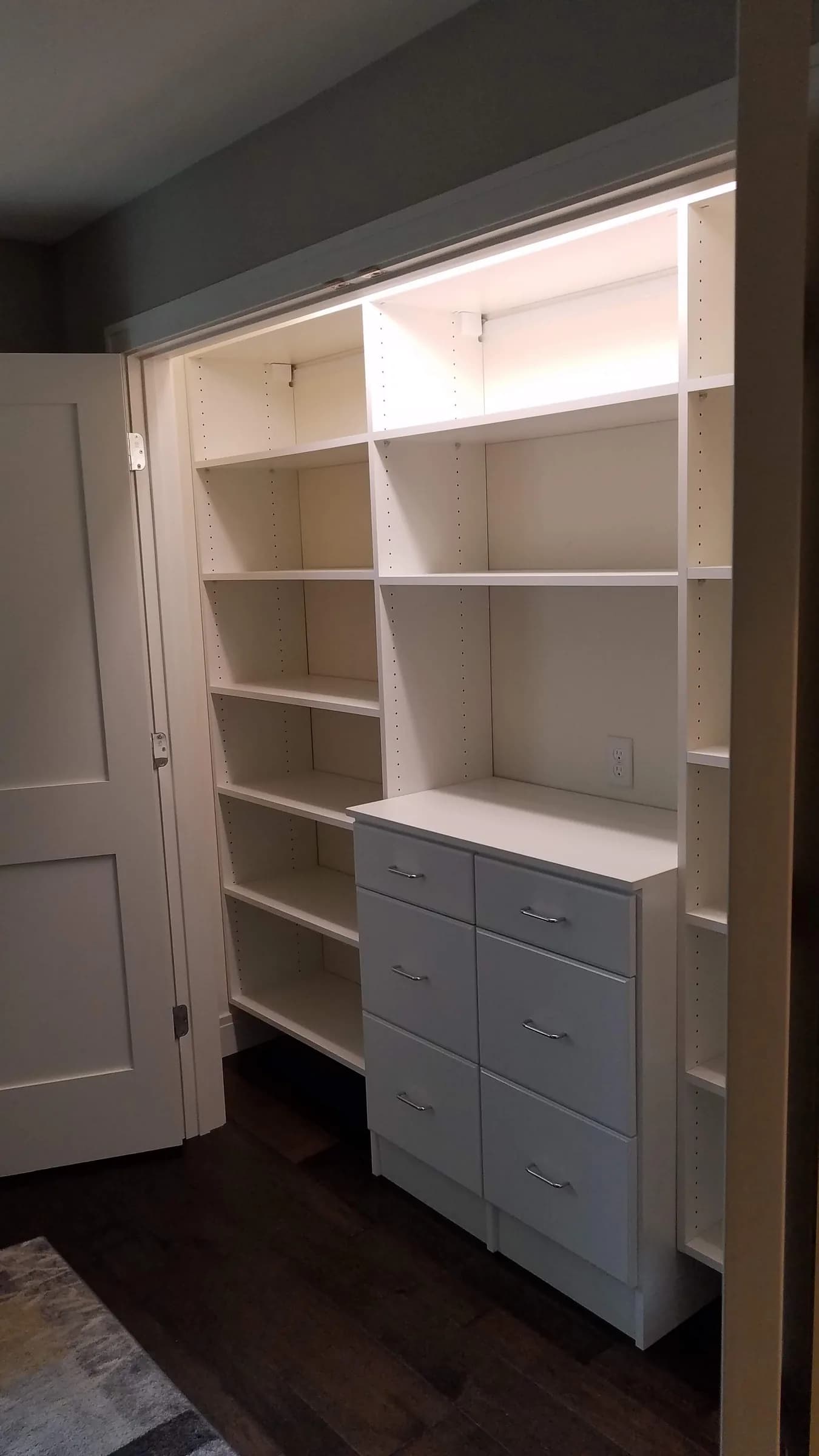 White Reach-In with Freestanding Drawer Chest